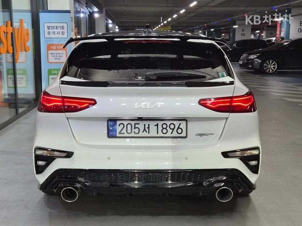 Киа The New (фейслифт) K3 GT(BD)1.6 Турбо Бензин Директ Инжекция 5-врати Signature - 5