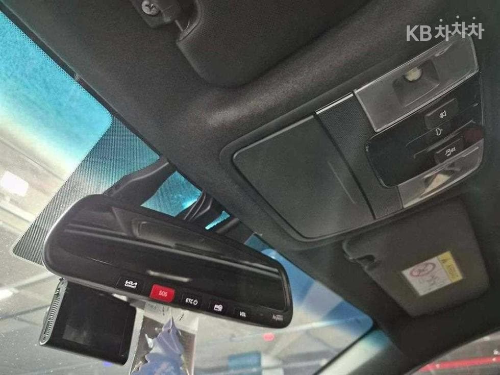 Киа The New (фейслифт) K3 GT(BD)1.6 Турбо Бензин Директ Инжекция 5-врати Signature - 15