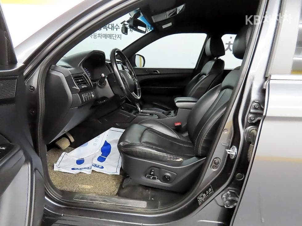 KG Mobility Rexton 스포츠2.2 4WD Prestige - 5