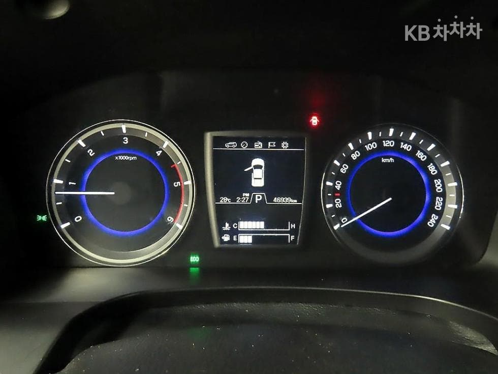 KG Mobility Rexton 스포츠2.2 4WD Prestige - 8