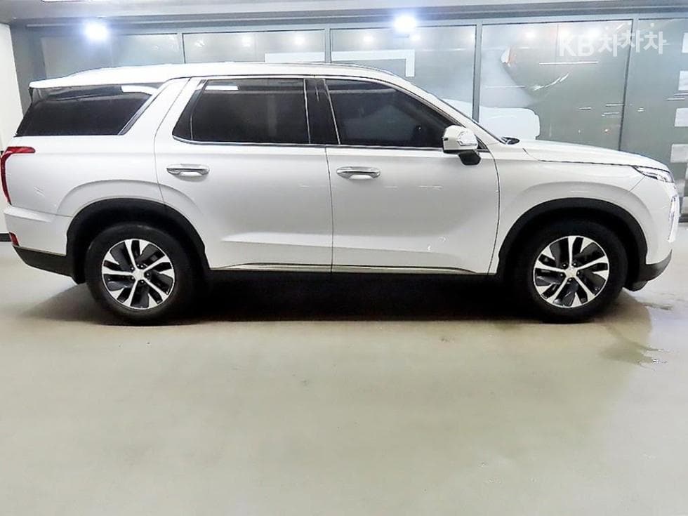 Хюндай Palisade3.8 Бензин 8-местен AWD Exclusive - 3
