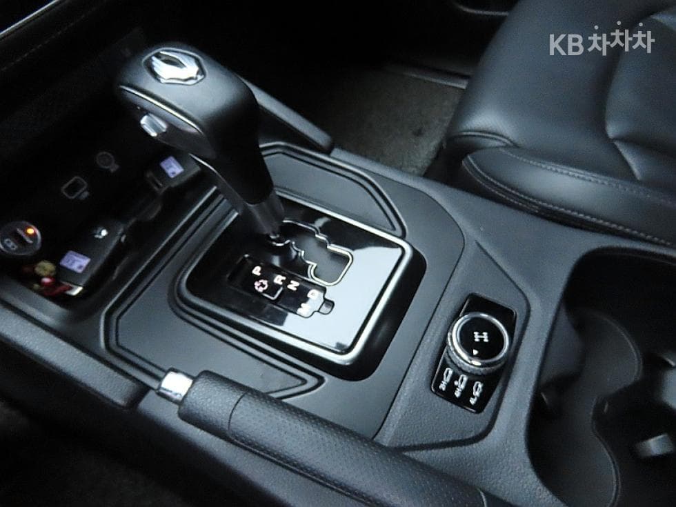 KG Mobility Rexton Sports Khan2.2 Diesel Dynamic5링크 4WD Prestige Special (special feature/edition) - 9