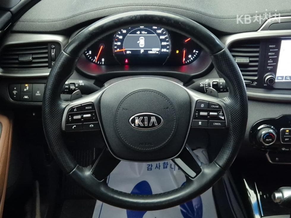 Киа The New (фейслифт) Sorento2.2 Дизел 4x4 마스터 - 9