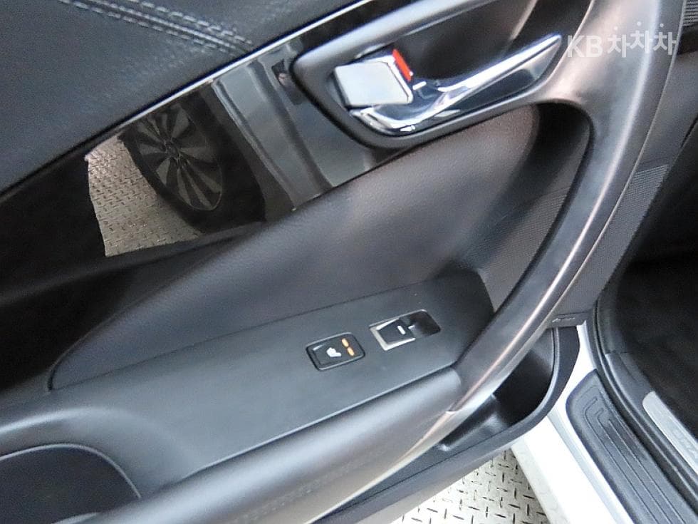Hyundai Grandeur (Azera) HybridPremium - 18