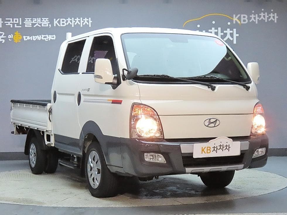 Hyundai Porter 2Extra Long Double Cab CRDi Premium - 3