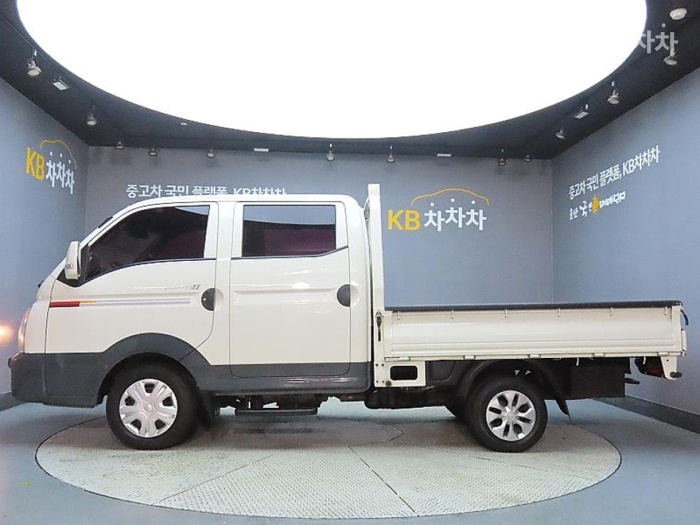 Hyundai Porter 2Extra Long Double Cab CRDi Premium - 5
