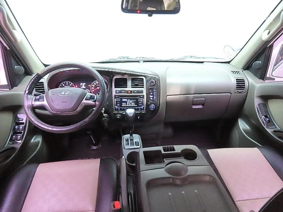 Hyundai Porter 2Extra Long Double Cab CRDi Premium - 6