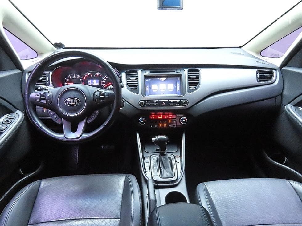 Kia All New Carens2.0 LPi Prestige 7-seater (Limousine) - 6