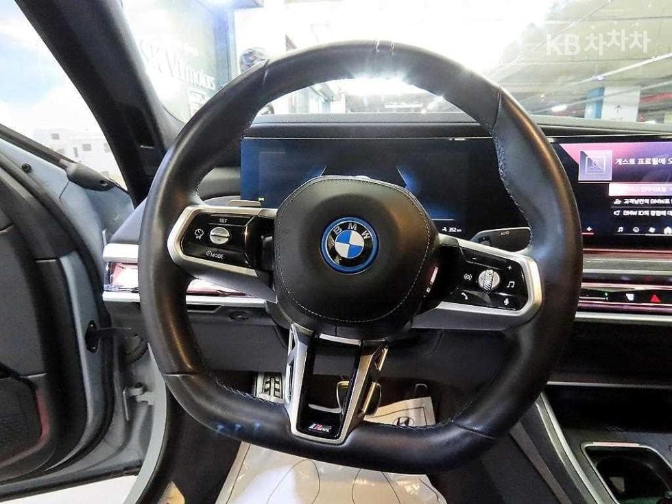 BMW i7xDrive 60 M Sport Executive - 8