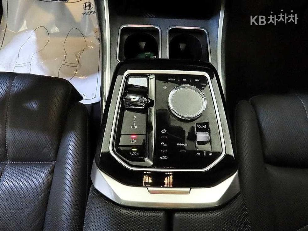 BMW i7xDrive 60 M Sport Executive - 12
