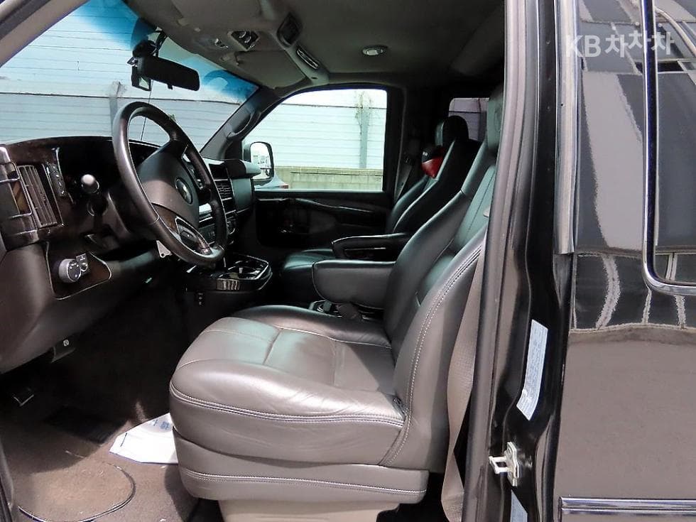 Chevrolet 익스프레스Ван6.0 - 5