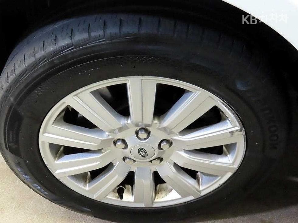 Land Rover 디스커버리43.0 TDV6 SE - 18