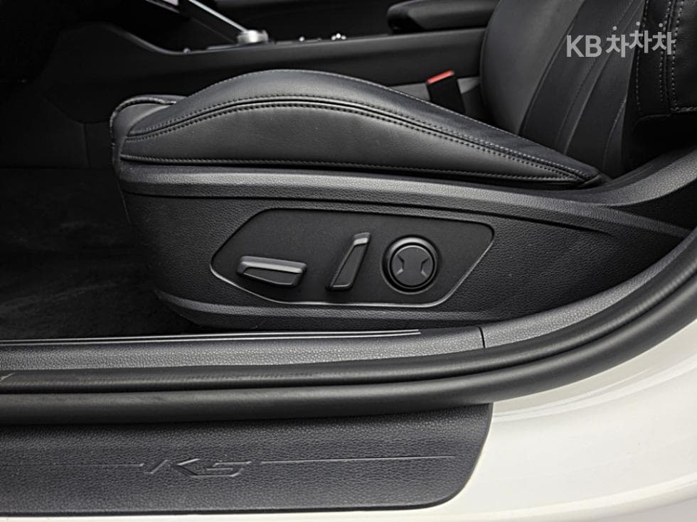Kia K5 3rd Gen2.0 Gasoline Prestige - 15