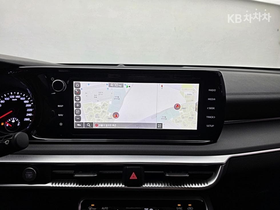 Kia K5 3rd Gen2.0 Gasoline Prestige - 19