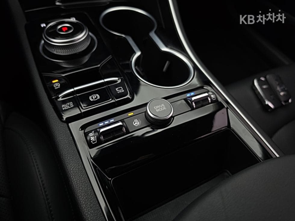 Kia K5 3rd Gen2.0 Gasoline Prestige - 23