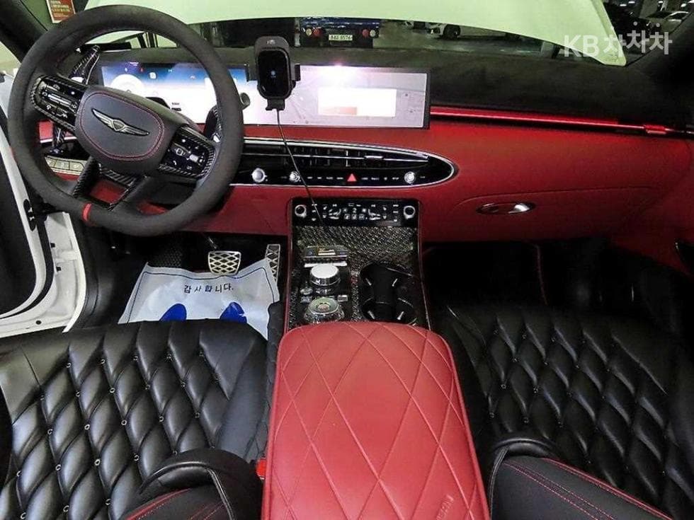 Дженезис GV70Бензин 3.5T 스포츠패키지 AWD - 10