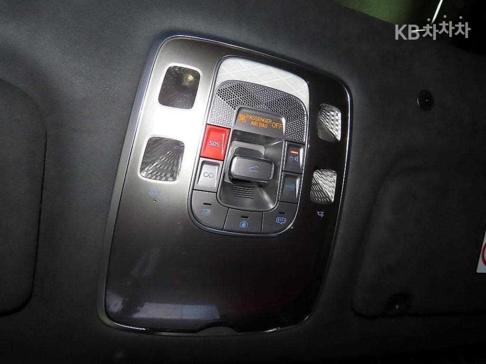 Дженезис GV70Бензин 3.5T 스포츠패키지 AWD - 14