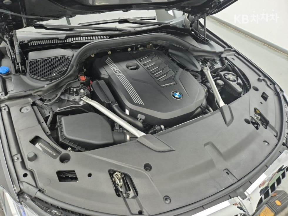 BMW Gran Turismo6 Series GT 630i xDrive M Sport Package - 6