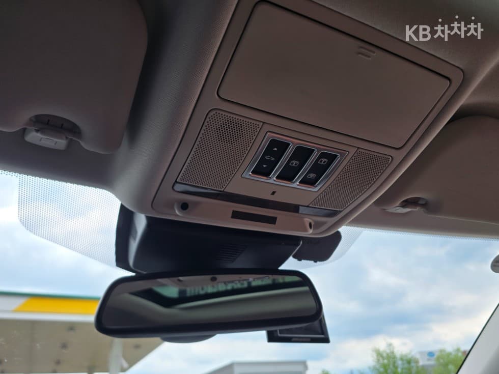 Jaguar XE2.0 Дизел PORTFOLIO - 15
