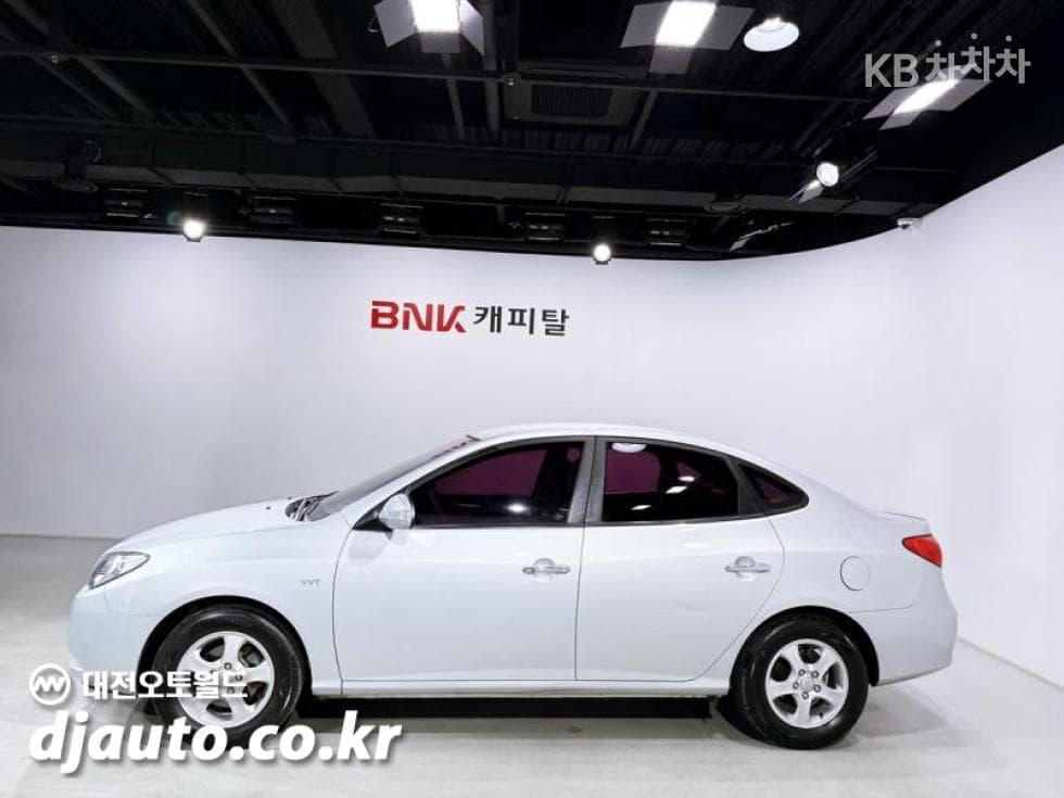 Hyundai Avante (Elantra)HD1.6 VVT S16 LUXURY - 3