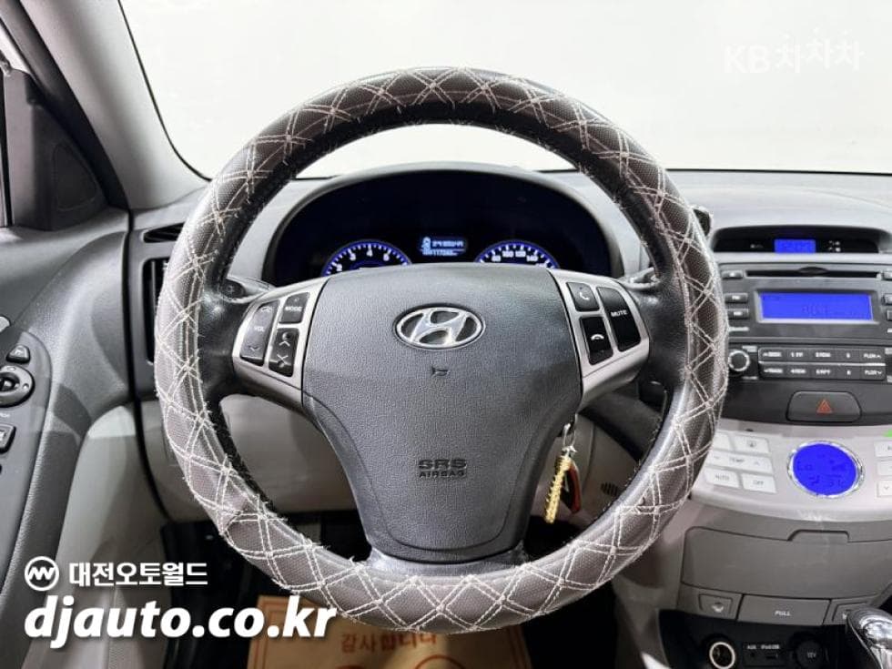 Hyundai Avante (Elantra)HD1.6 VVT S16 LUXURY - 6