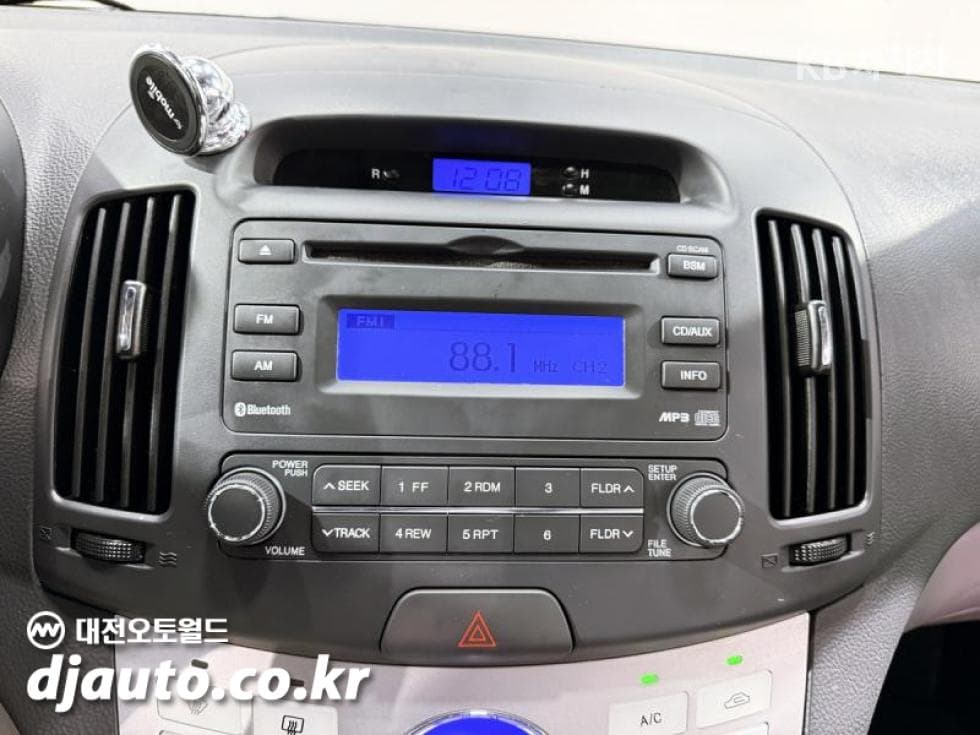 Hyundai Avante (Elantra)HD1.6 VVT S16 LUXURY - 15