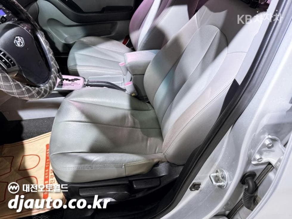 Hyundai Avante (Elantra)HD1.6 VVT S16 LUXURY - 18