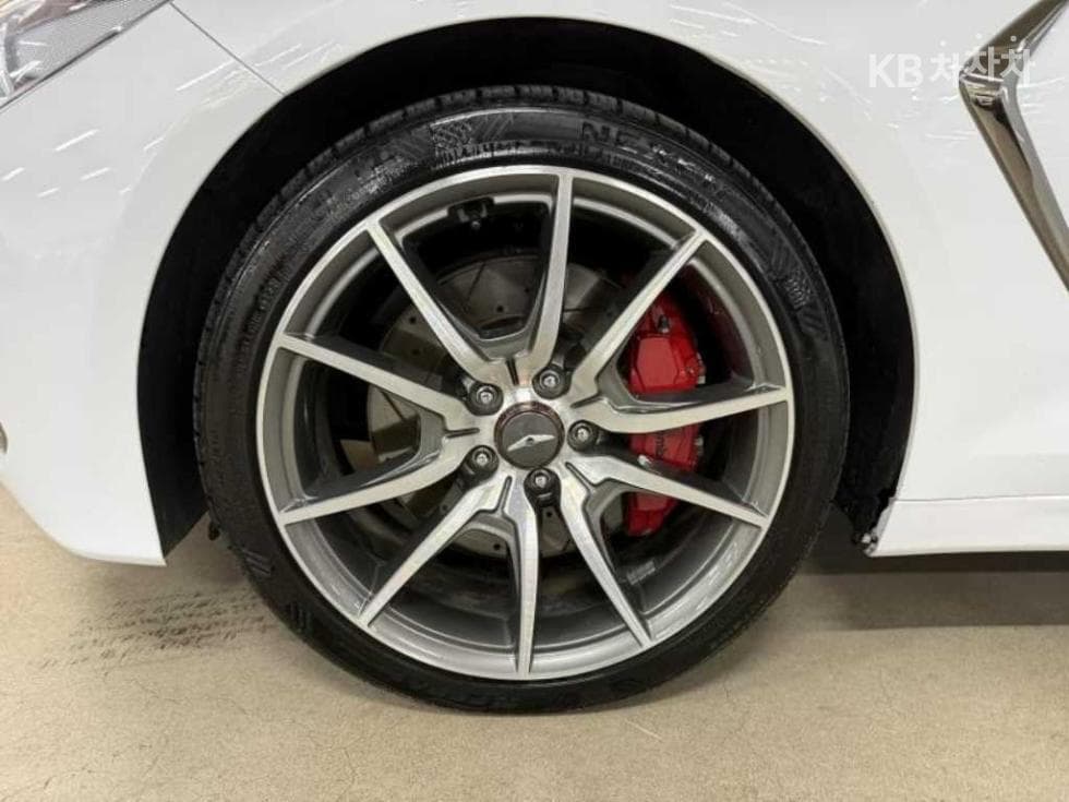Дженезис G70 SPORT3.3T SPORT Supreme - 18