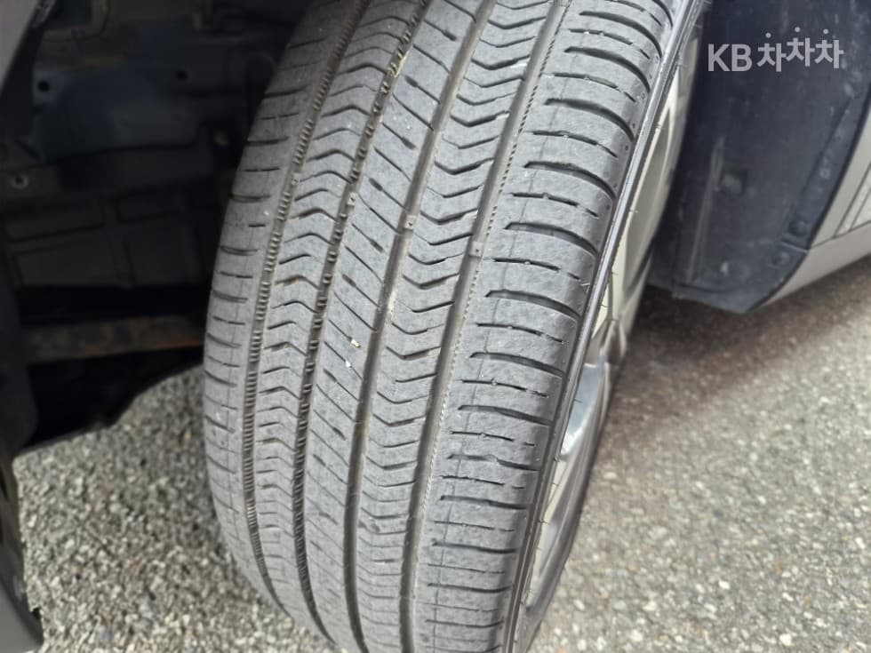 КейДжи Мобилити Тиволи Air2WD RX - 27