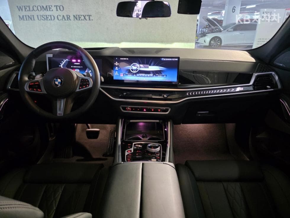 BMW X6(G06)xDrive 40i M Sport Package - 7