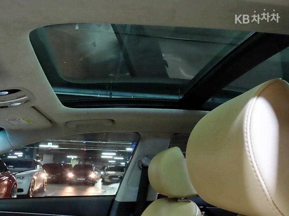 Kia K7 Premiere2.5 GDi X 에디션 - 17