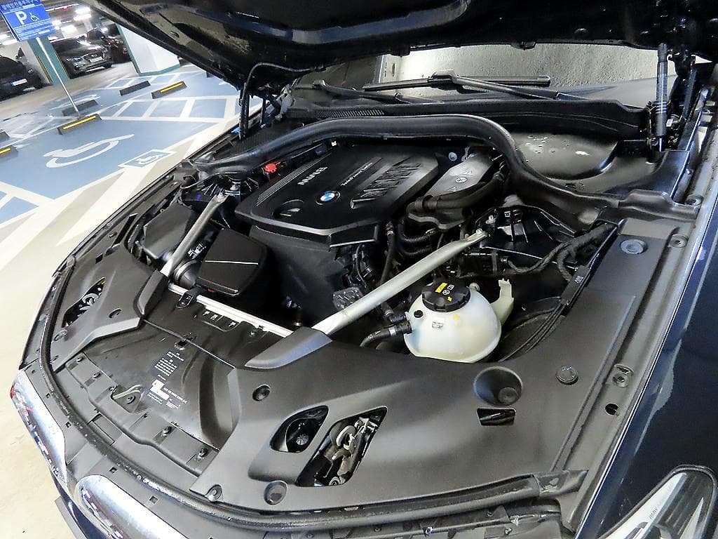 BMW 올New5 Series (G30)520d M Sport Plus - 19