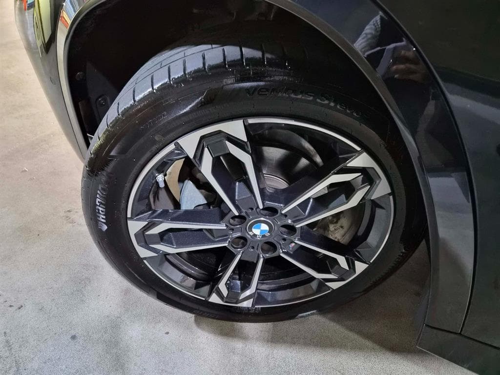 BMW X1(U11)xDrive20i M Sport - 20