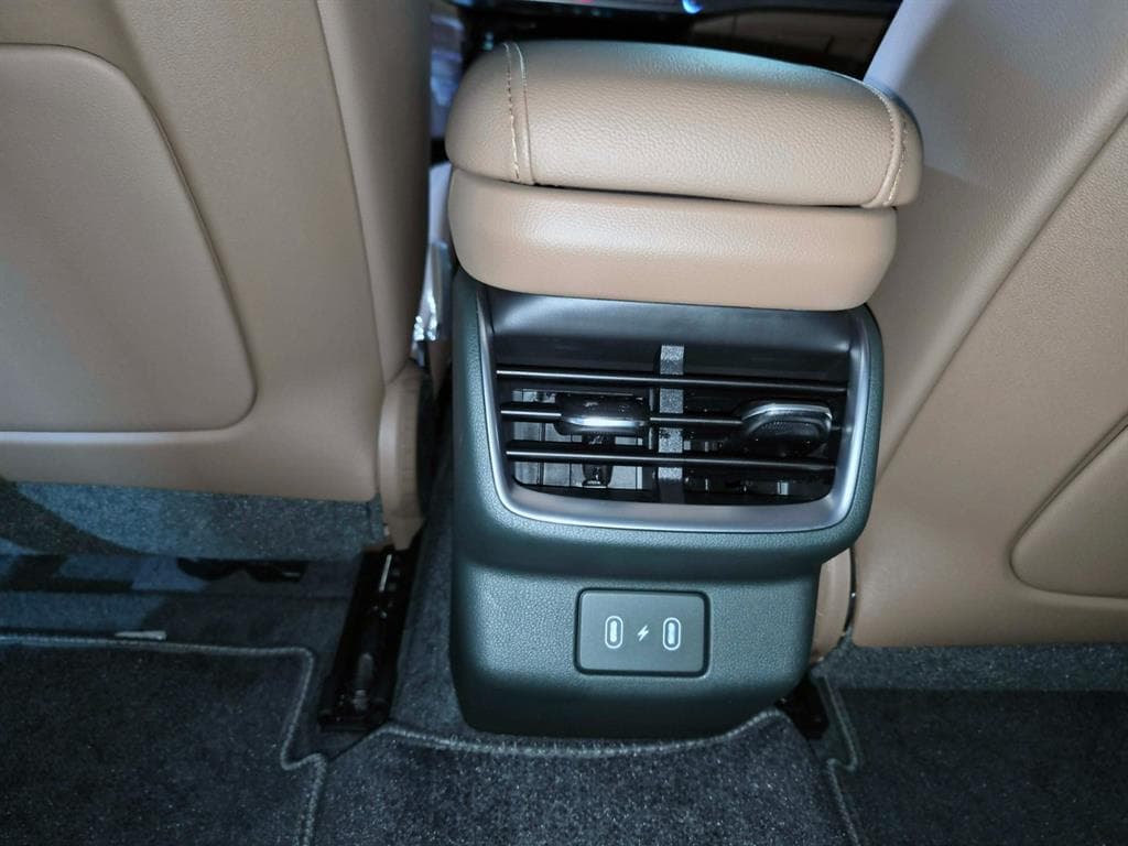 Хюндай Ди Всеново Grandeur (Azera)2.5L бензин 2WD Premium - 16