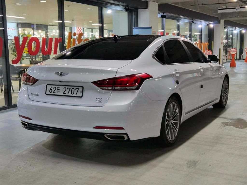 Хюндай ДженезисDHG330 Modern AWD Стандартен - 4