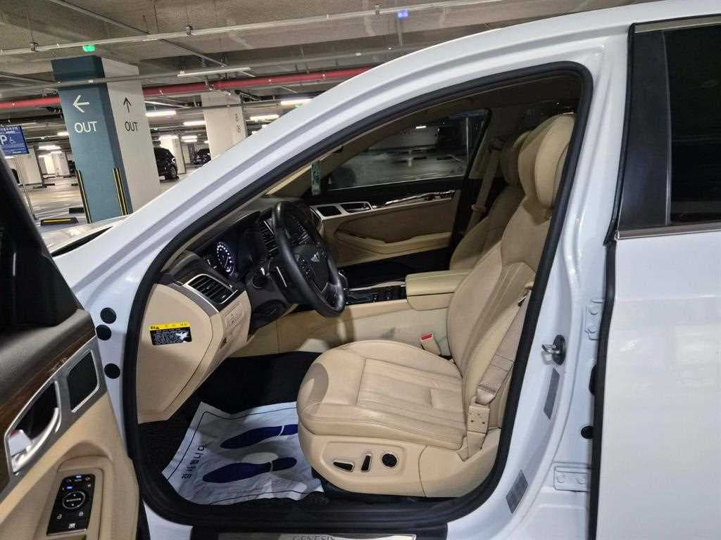 Хюндай ДженезисDHG330 Modern AWD Стандартен - 6