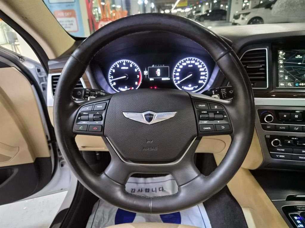 Хюндай ДженезисDHG330 Modern AWD Стандартен - 8