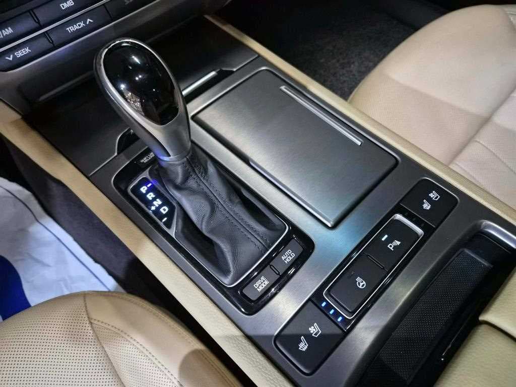 Хюндай ДженезисDHG330 Modern AWD Стандартен - 11