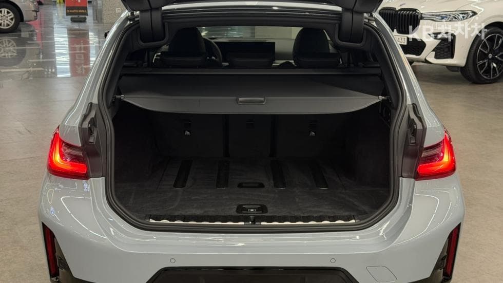 BMW 3 Series (G20)320i Touring M Sport - 11