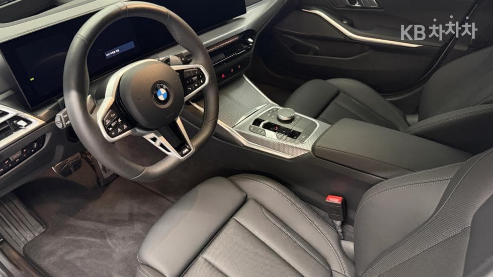 BMW 3 Series (G20)320i Touring M Sport - 15