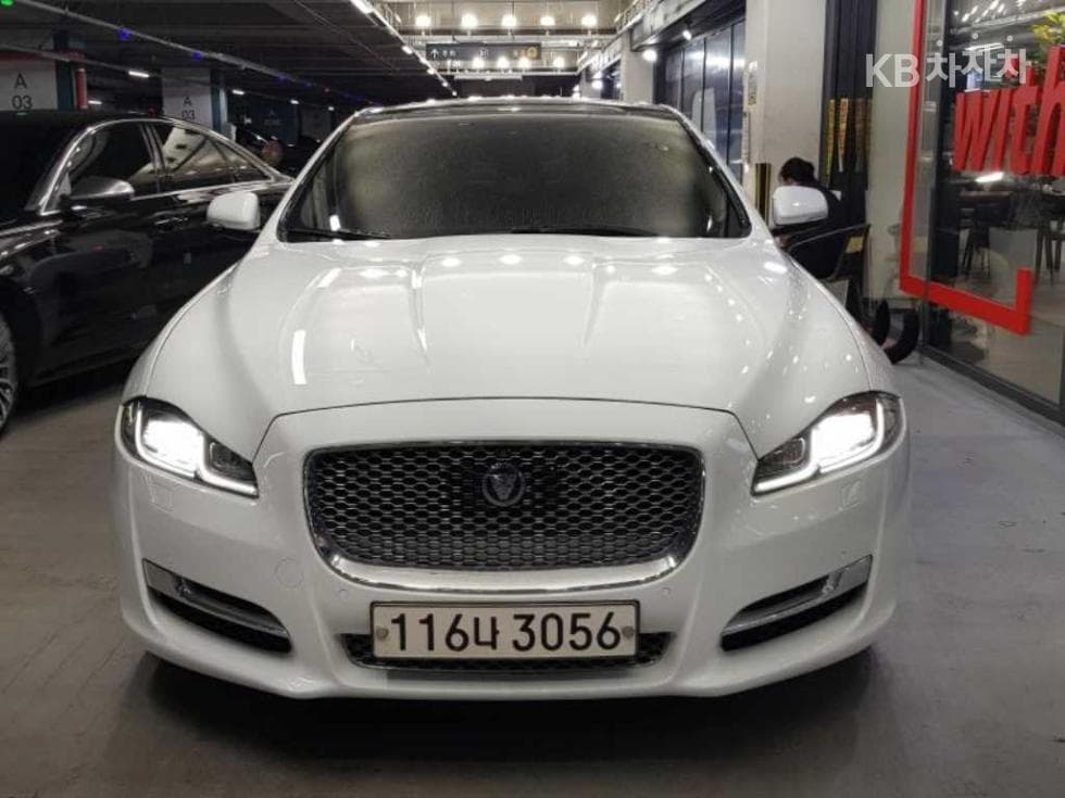 Jaguar All New XJ 3.0D Премиум Люкс LWB X351 - Image 1