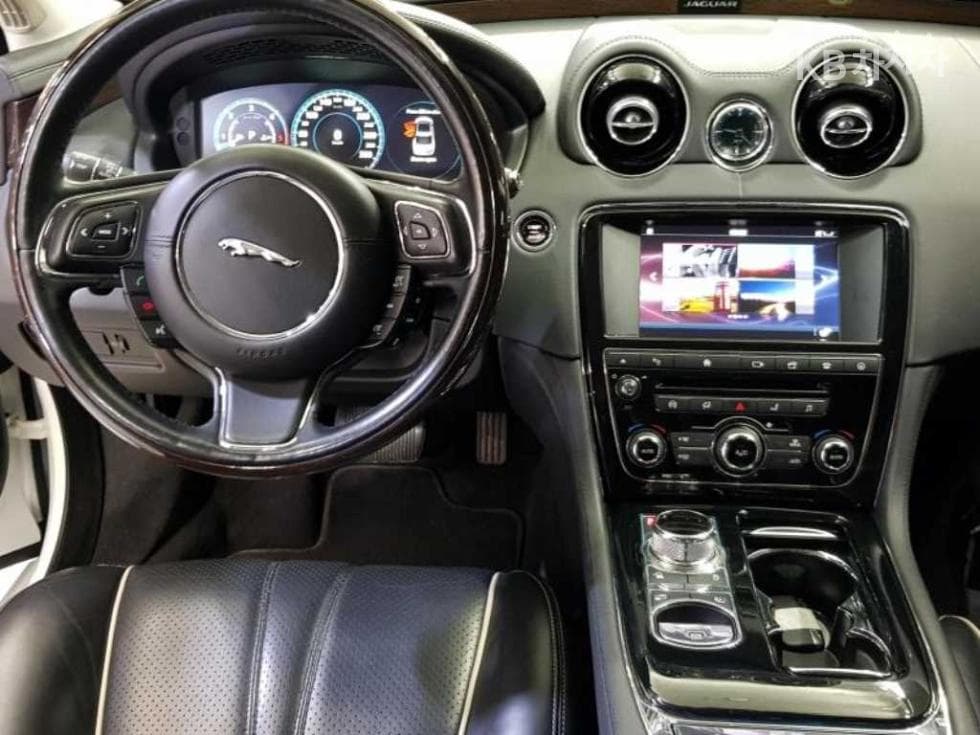 Jaguar All New XJ3.0D Премиум Люкс LWB X351 - 11