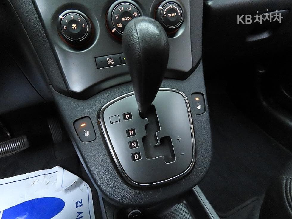 Kia NewCarens2.0 LPI GX Highest-end Type - 9