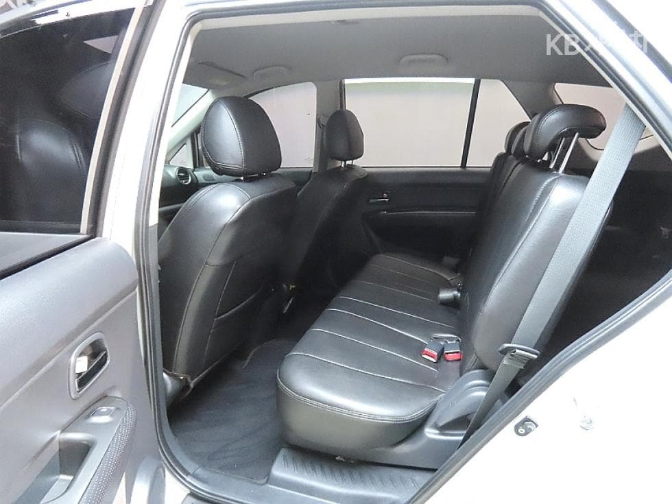 Kia NewCarens2.0 LPI GX Highest-end Type - 11
