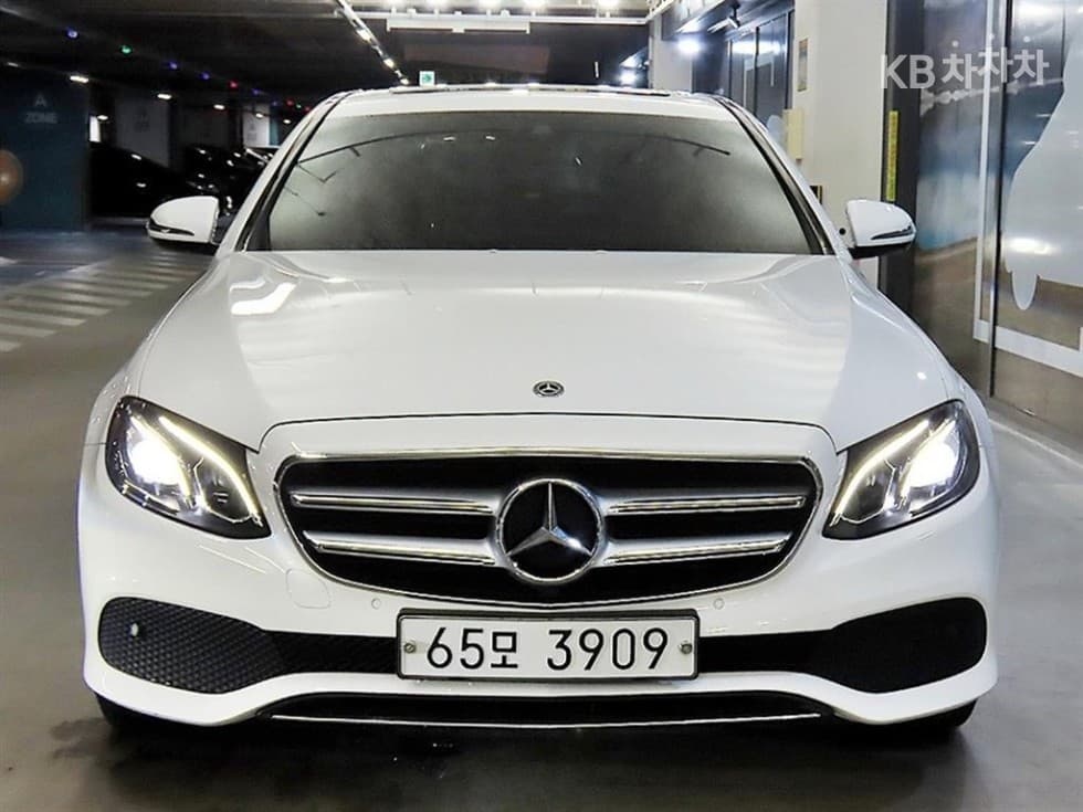 Mercedes-Benz E-Клас (W213)E300 Avantgarde - 2