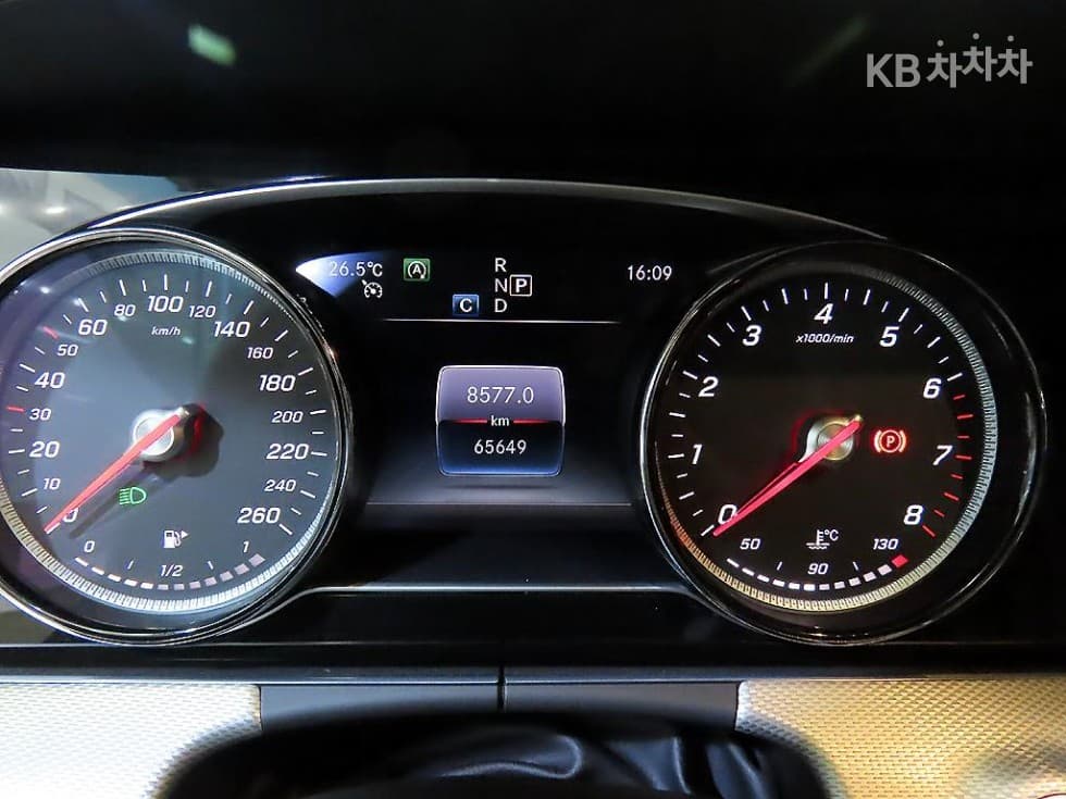 Mercedes-Benz E-Клас (W213)E300 Avantgarde - 9