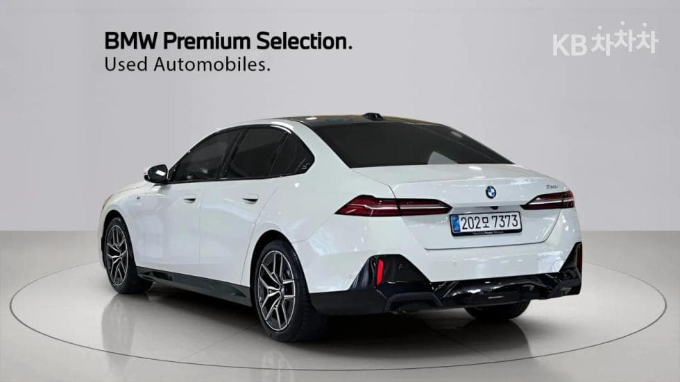 BMW New5 Series(G60)520i M Sport - 2