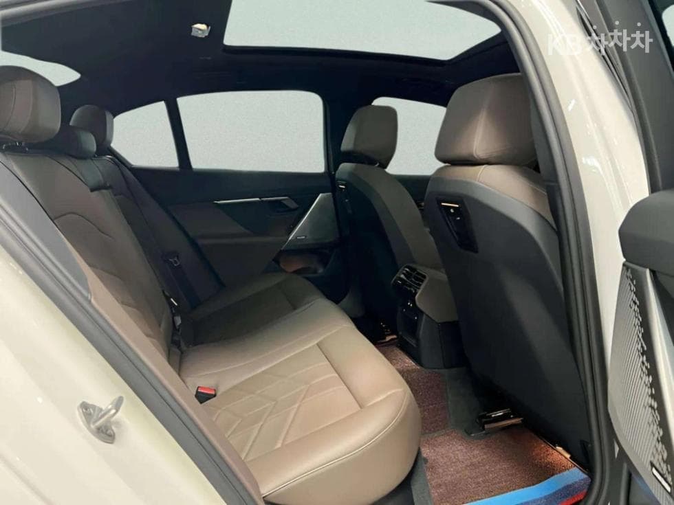 BMW New5 Series(G60)520i M Sport - 7