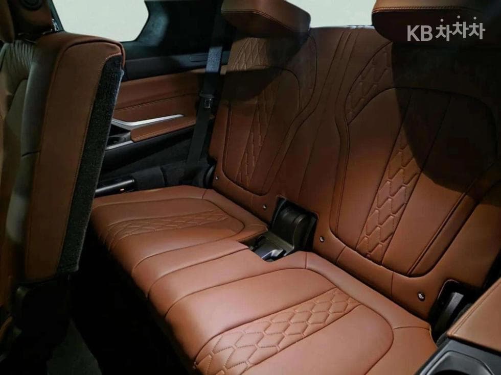 BMW X7(G07)xDrive 40i M Sport - 13