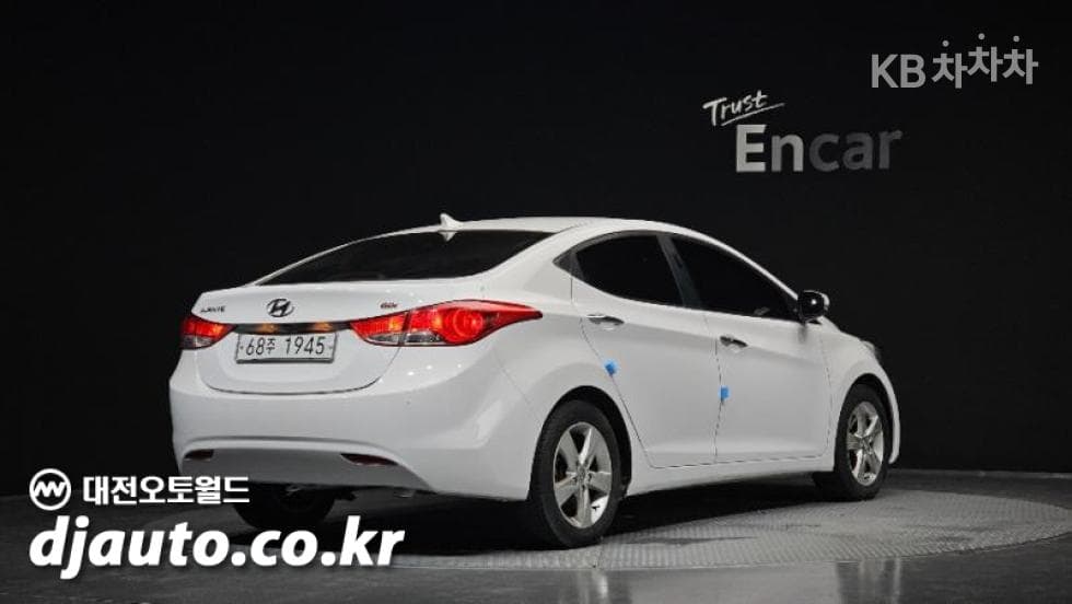 Хюндай Avante (Elantra)MDM16 GDI 에비Нов - 2